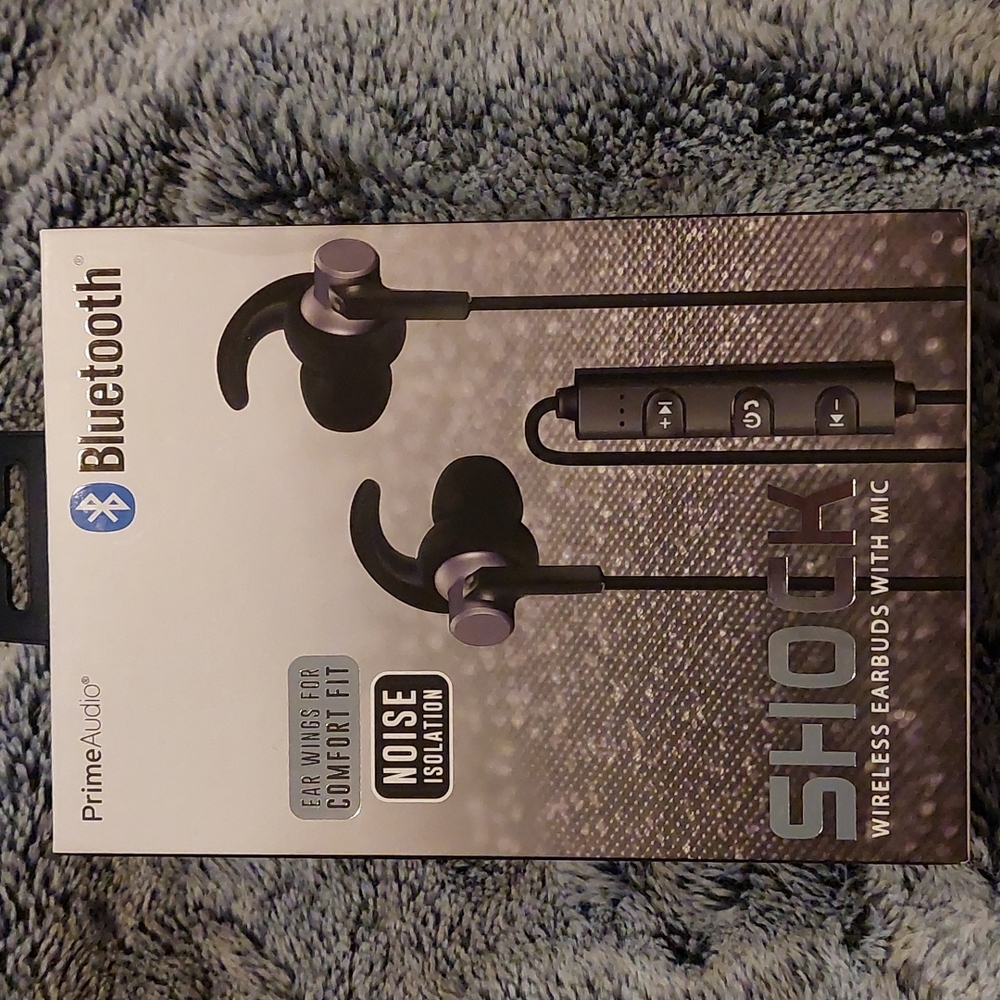 Wireless earbuds